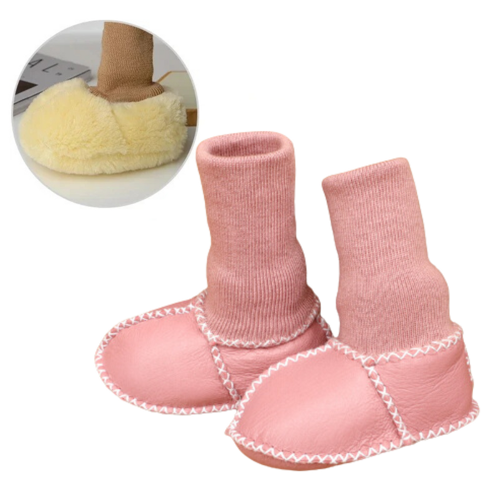 Non-slip baby slippers keep little feet warm – soft lining, flexible soles | First walkers
