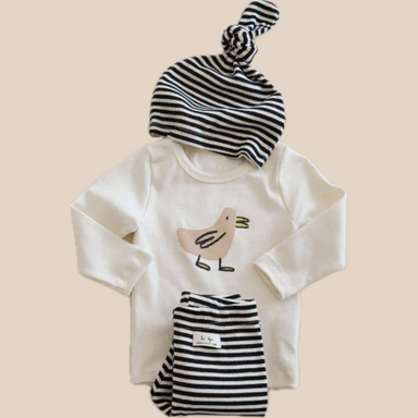 Baby outfit set with longsleeve and hat – soft cotton, bird print | newborn to toddler