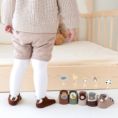 Anti-slip baby socks with warm lining – cartoon design, non-slip grip | 0-4 years