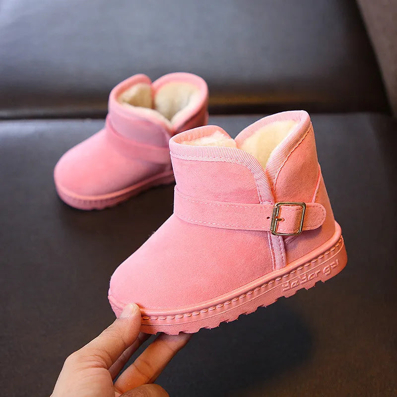 Warm kids' winter boots – non-slip sole, easy to put on | Footwear for children