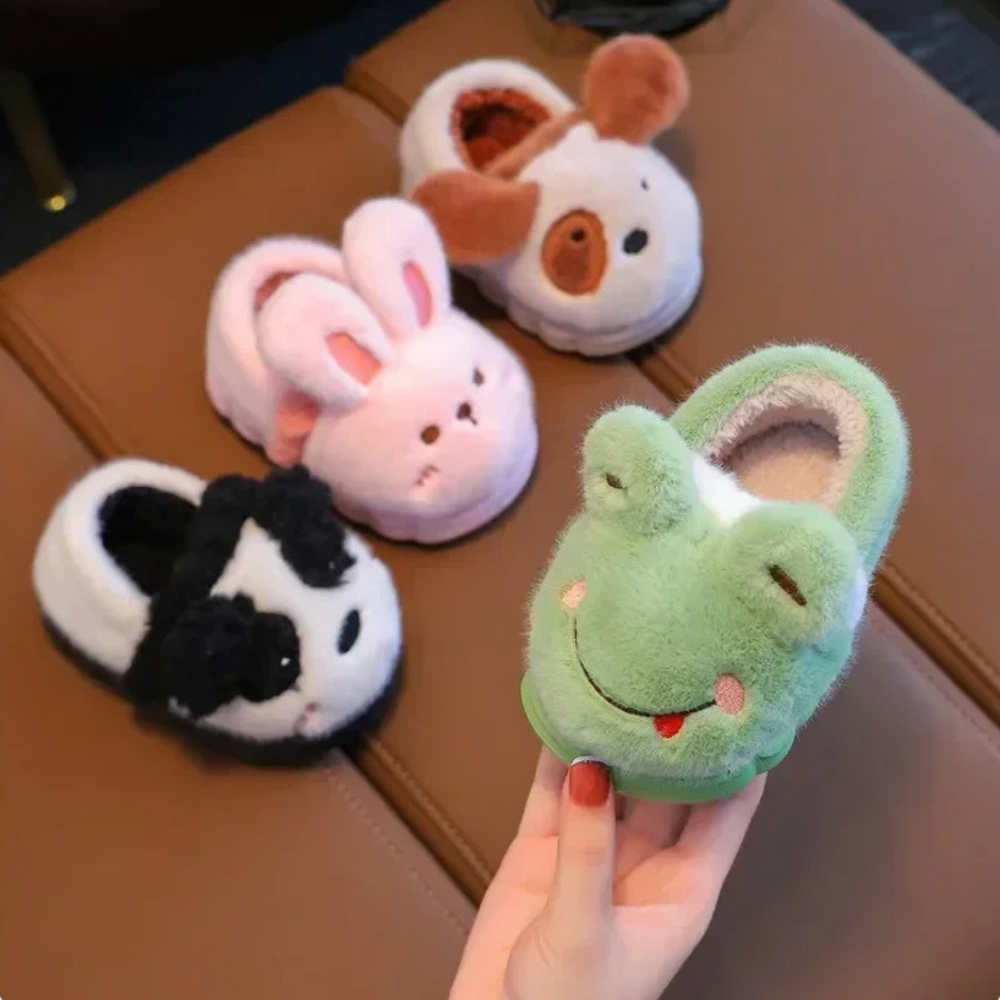 Animal slippers keep little feet warm – soft lining, non-slip sole | toddlers