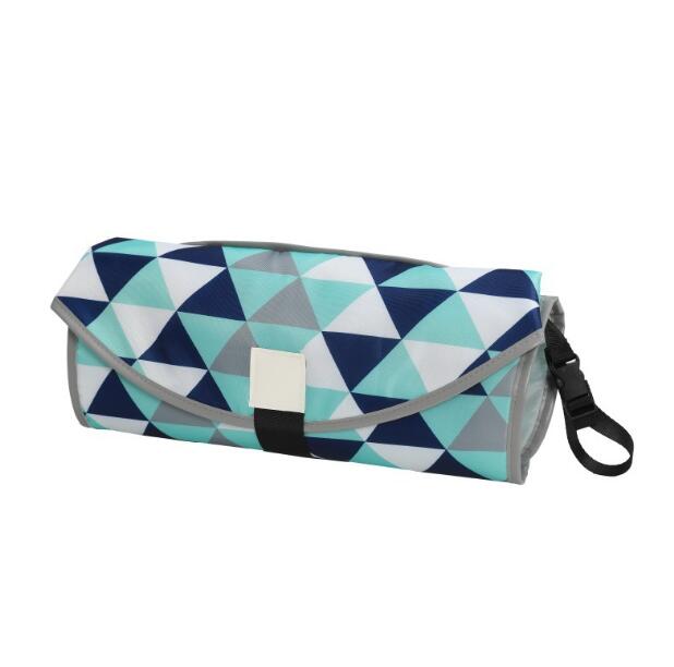Foldable changing mat for on the go – waterproof, lightweight and hygienic | for babies
