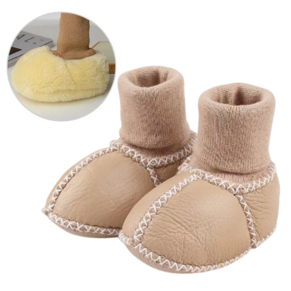 Baby slippers stay warm and non-slip – soft lining, easy to wear | first steps