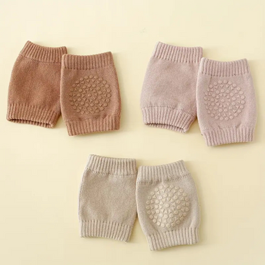 Baby knee pads with non-slip grip – soft cotton, set of 3 | crawling babies