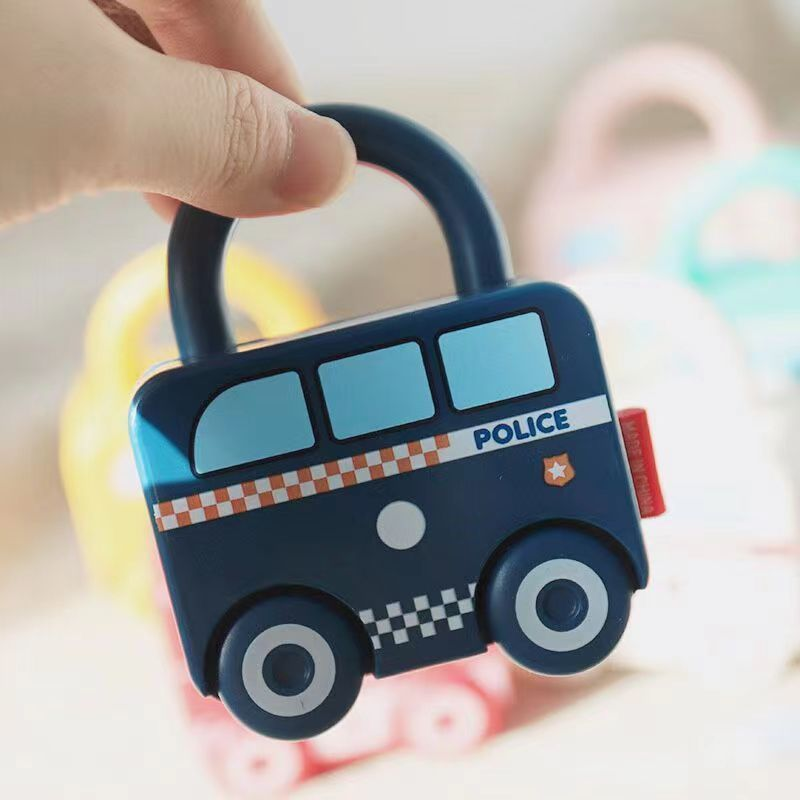 Key and lock toy set stimulates motor skills – boosts problem-solving | toddlers 2+