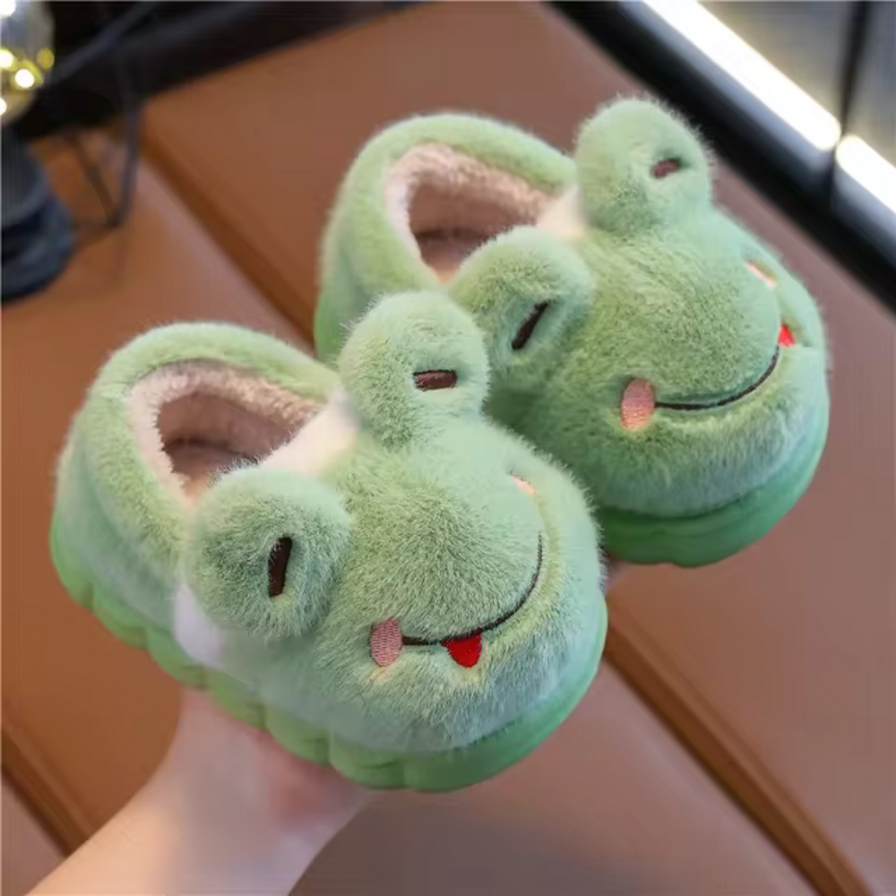 Animal slippers keep little feet warm – soft lining, non-slip sole | toddlers