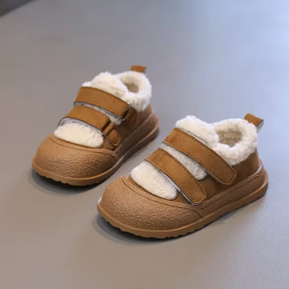 Warm lined toddler trainers with hook-and-loop fastening – grippy sole, unisex | winter shoes