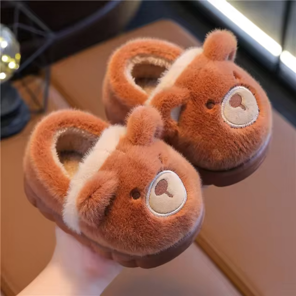 Animal slippers keep little feet warm – soft lining, non-slip sole | toddlers