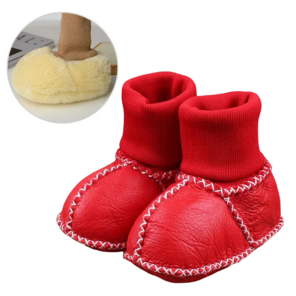 Non-slip baby slippers keep little feet warm – soft lining, flexible soles | First walkers