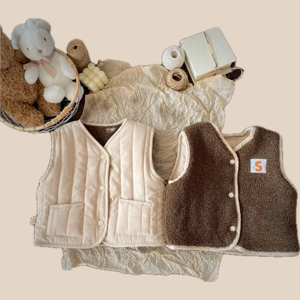 Reversible gilet for two different looks – lightweight, warm, easy-zip | children's outerwear