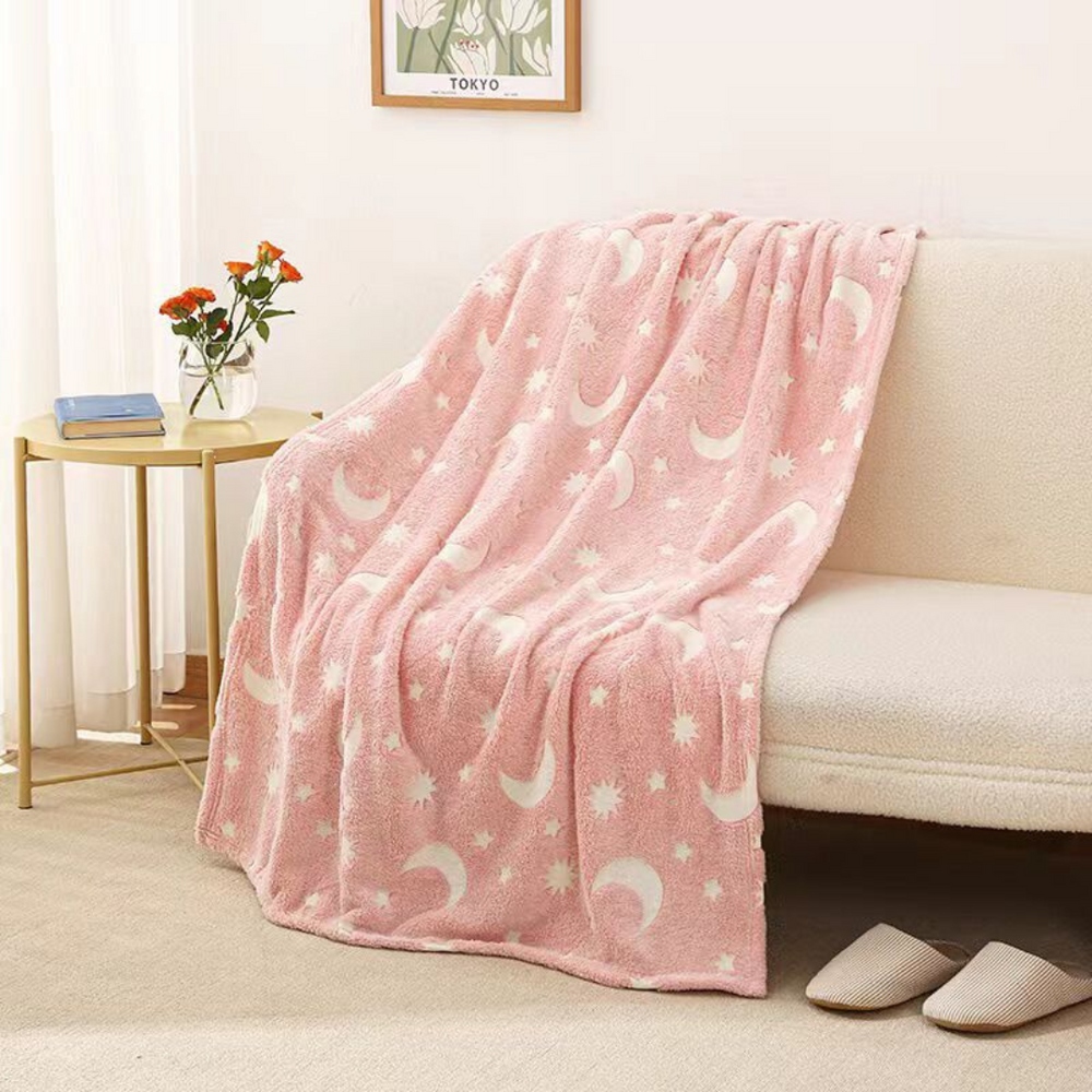 Glow in the dark kids blanket – soft fleece, rechargeable glow | for toddlers