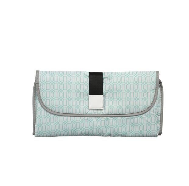 Foldable changing mat for on the go – waterproof, lightweight and hygienic | for babies