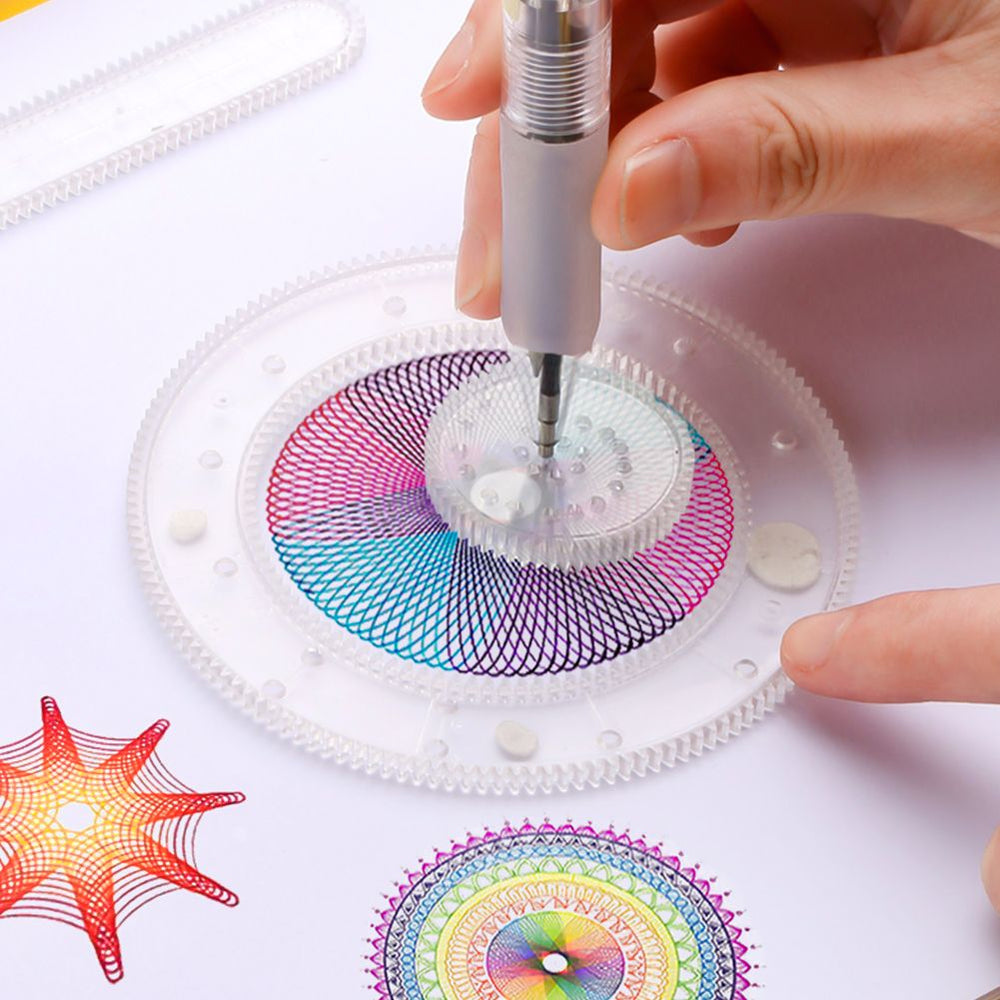 Spiral drawing set with gears creates unique patterns – 22 accessories, creative play | Kids 6+