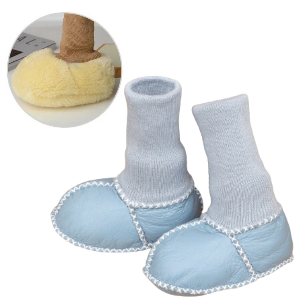 Non-slip baby slippers keep little feet warm – soft lining, flexible soles | First walkers