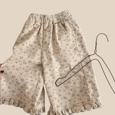 Floral print trousers with elastic waistband – soft cotton, ruffle details | Girls