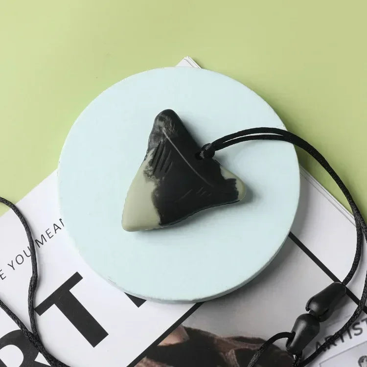 Sensory chew necklace with soft silicone pendant – BPA-free, adjustable cord | for ADHD and autism