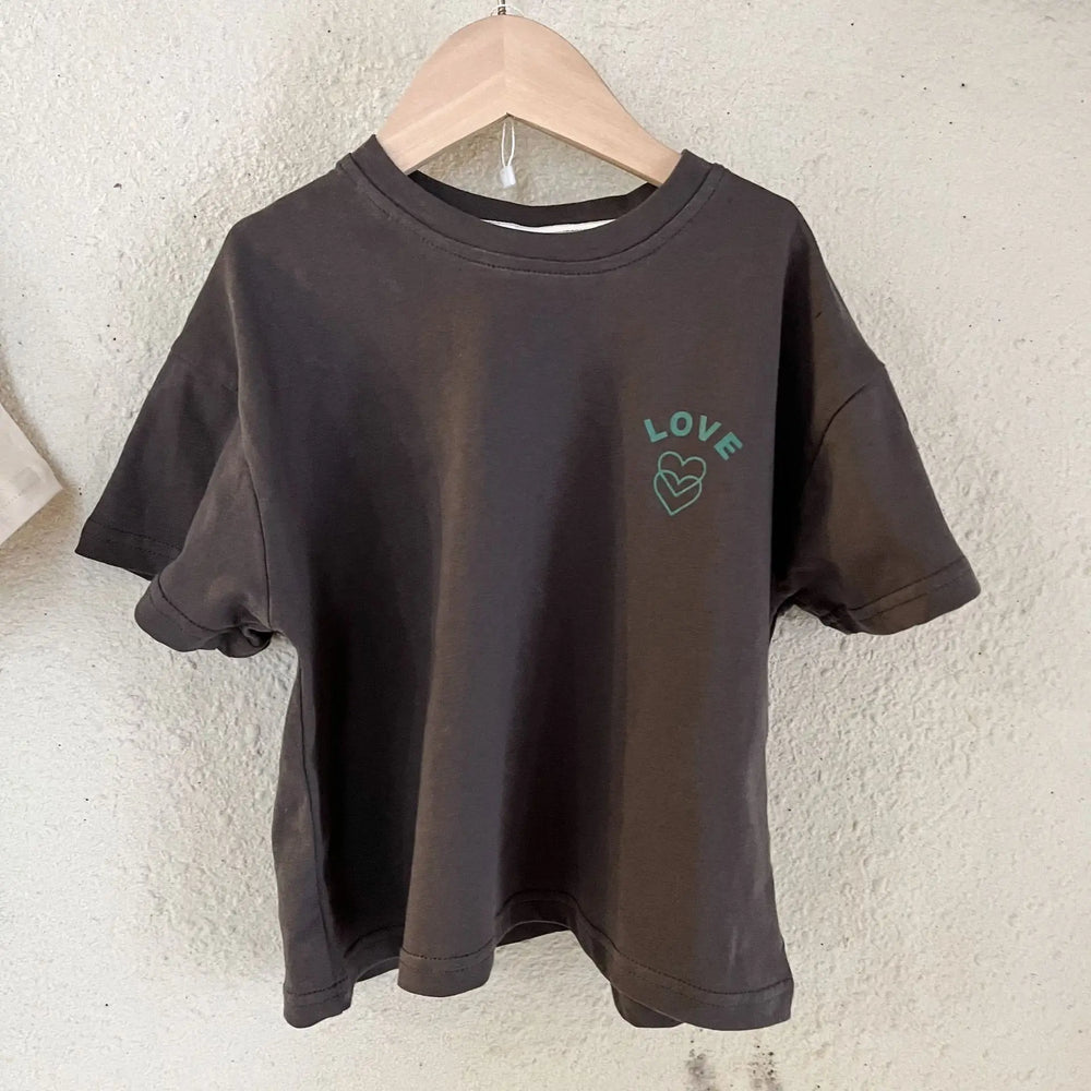 Oversized t-shirt with soft cotton comfort – unisex, playful print | kids tops