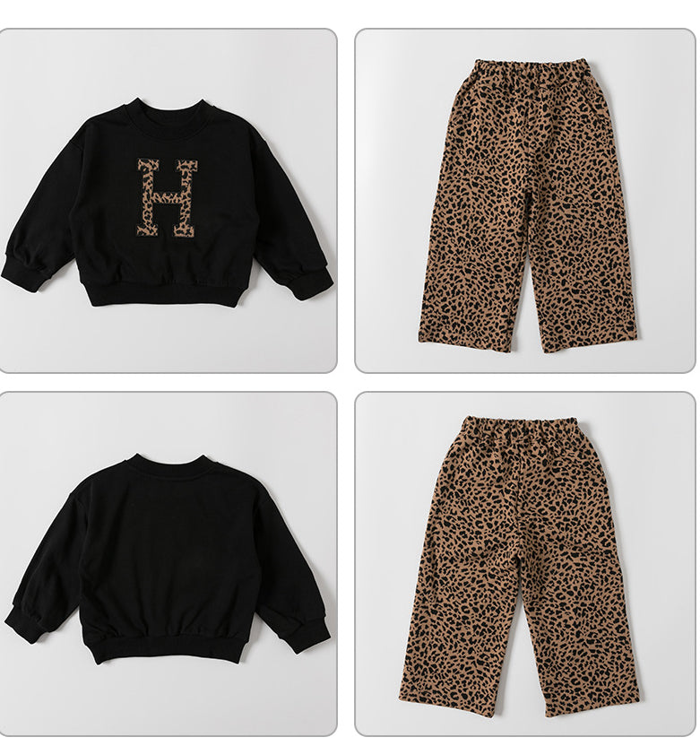 Jumper and trousers set with leopard print – soft cotton, elastic waistband | Girls