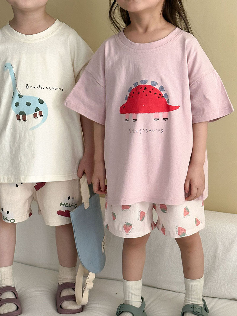 T-shirt with dino print – soft cotton, relaxed fit | for babies and children