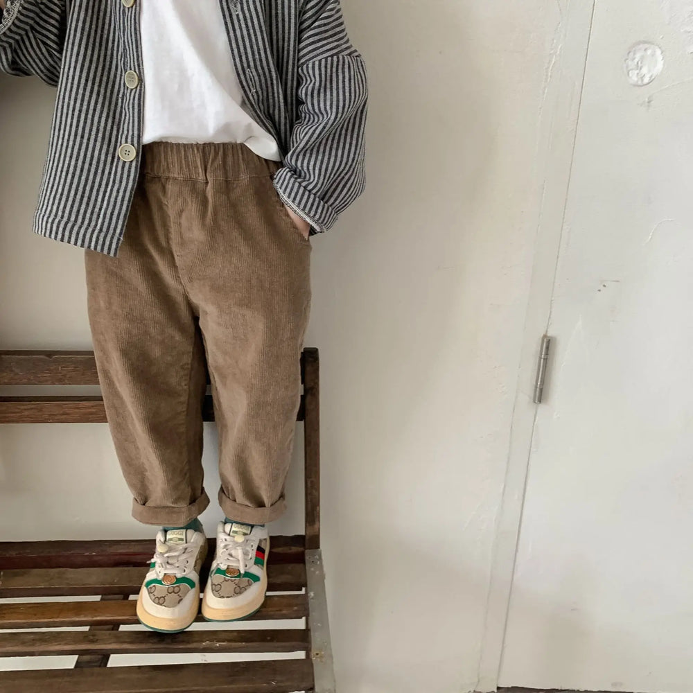 Boys' ribbed trousers with elastic waist – soft, breathable, easy to wear | kids' bottoms