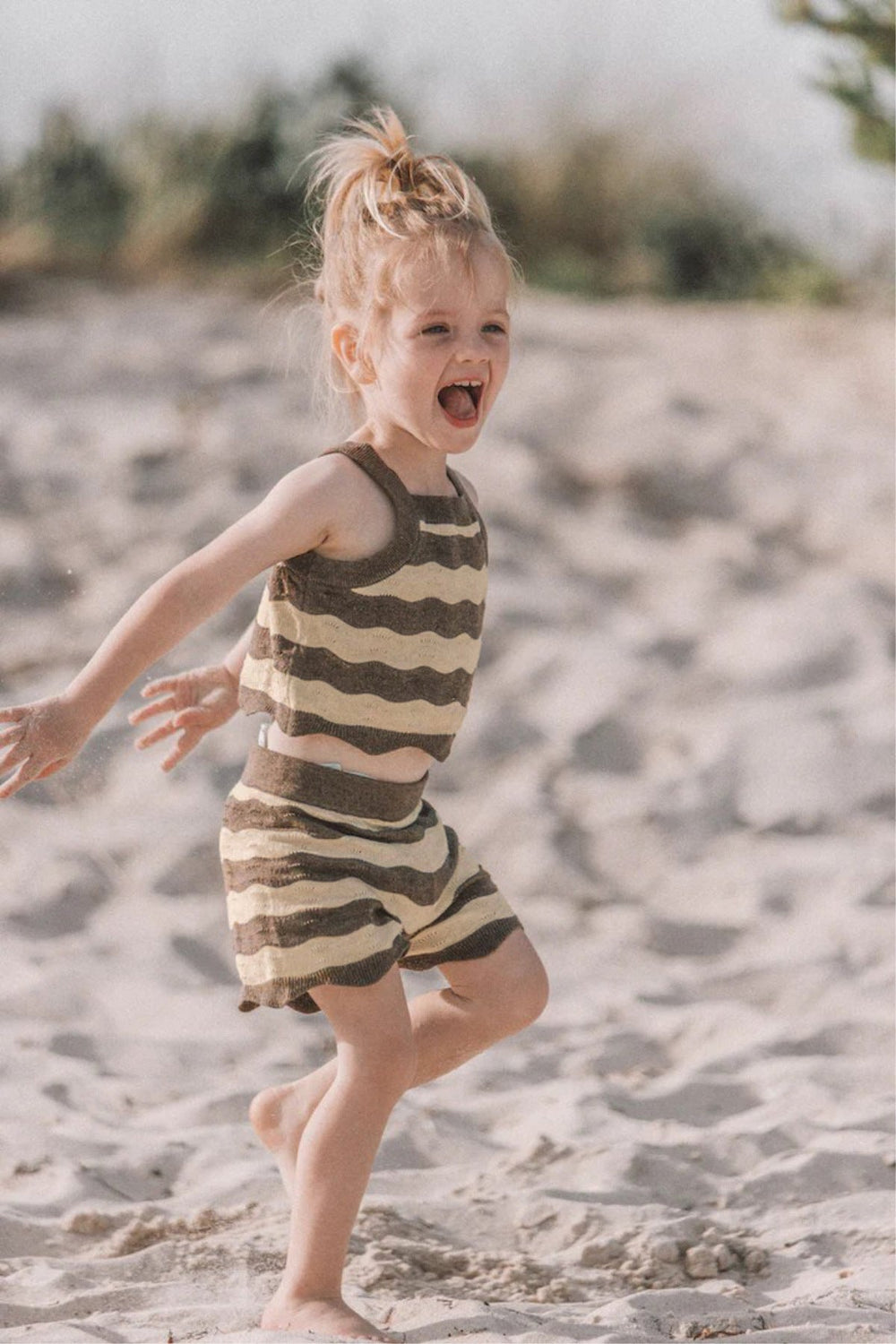 Baby summer outfit in soft cotton blend – elastic waistband, neutral colours | unisex 0–2 years