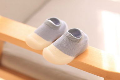 Baby first walking shoes with non-slip sole – soft, flexible, easy on-off | 0–4 years