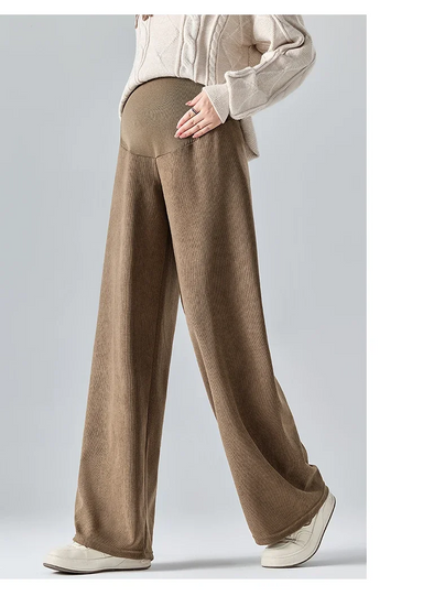 Maternity trousers with ribbed cotton and belly band – wide legs, soft comfort | mums-to-be