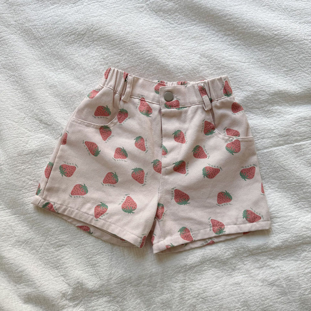Girls' shorts with strawberry print – cotton, elastic waist | Playful summer style
