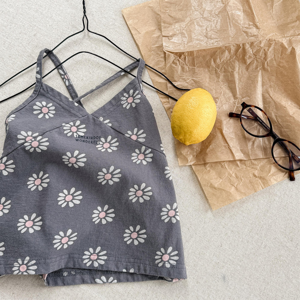 Girls' summer top with floral or lip print – soft cotton, spaghetti straps | 0–6 years