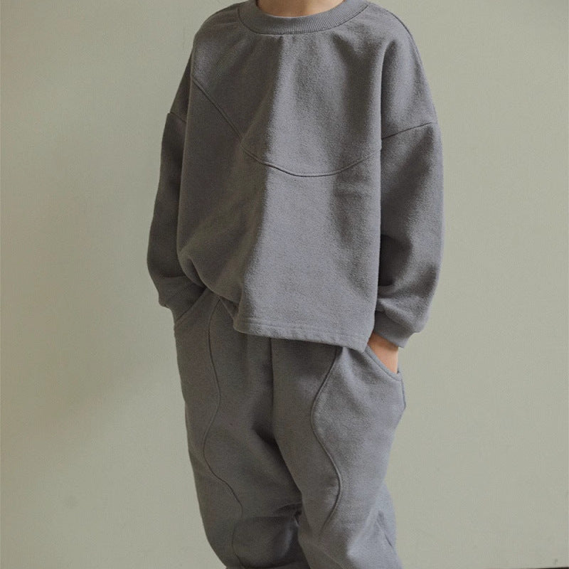 Kids jogging suit with soft fleece fabric – relaxed fit, elastic waistband | two-piece set