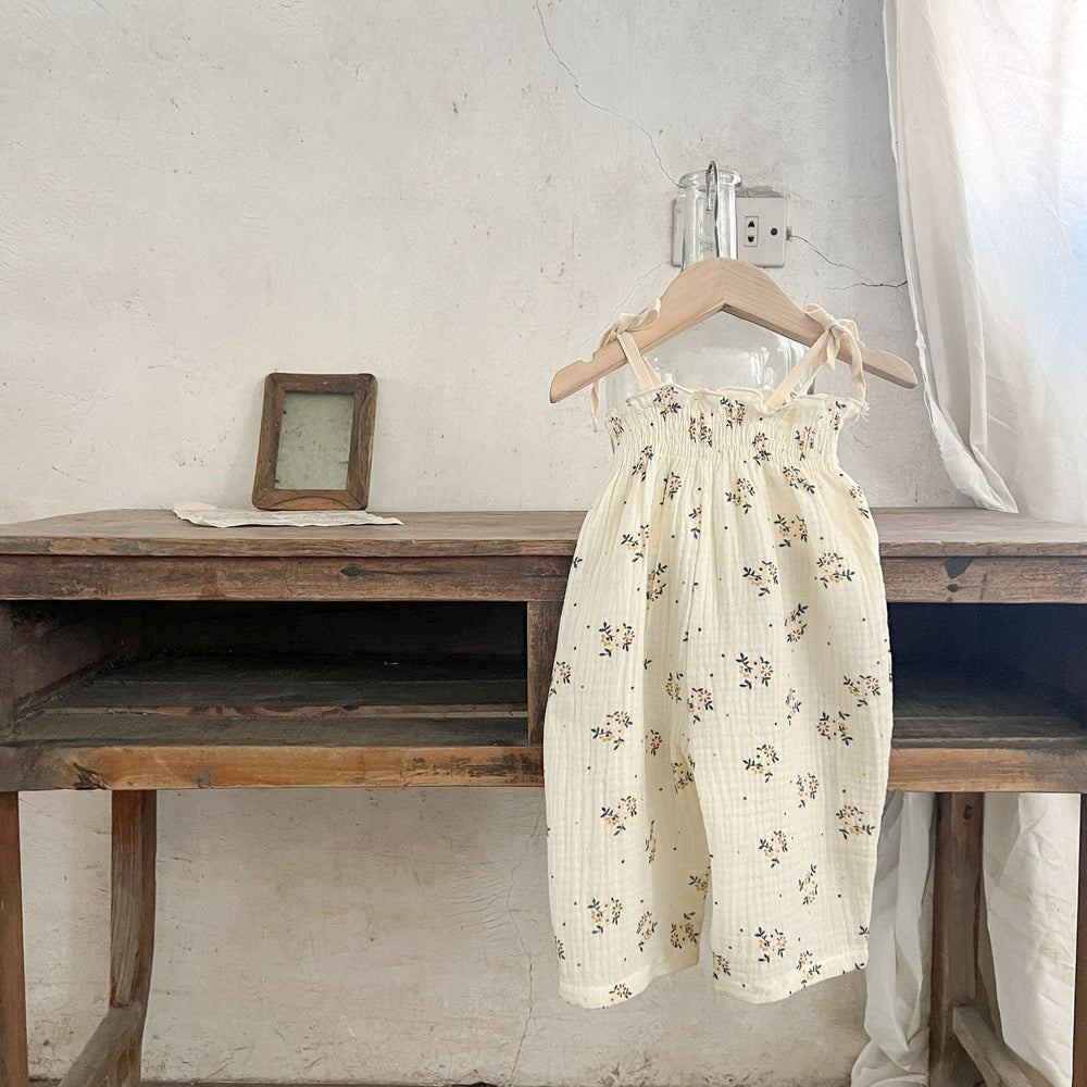 Baby summer outfit in soft muslin cotton – breathable, floral, multiple styles | girls