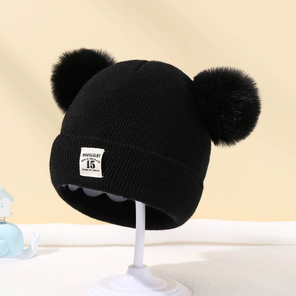 Warm baby beanie with pompom – soft, stretchy, cosy | winter hat