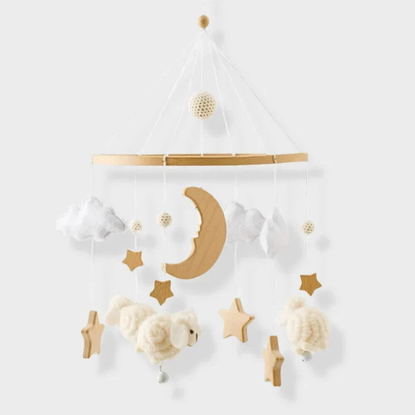 Wooden baby mobile without batteries – natural materials, soft colours | Nursery décor