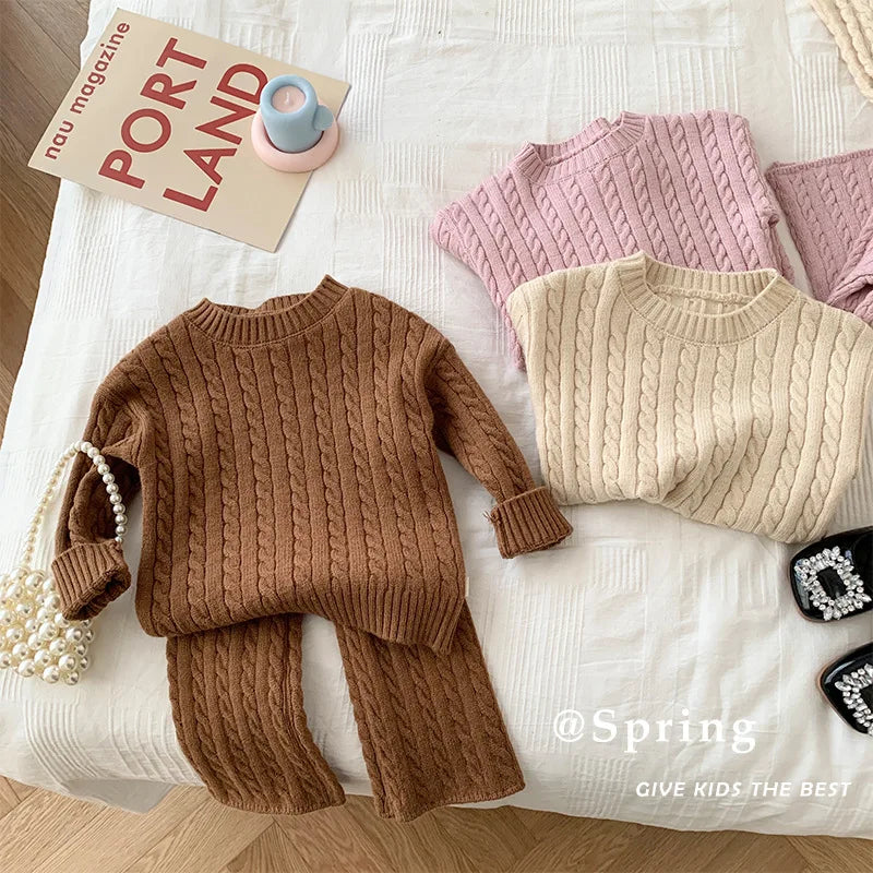 Knitted jumper & trousers set for warm autumn days – soft knit, elastic waistband | kids