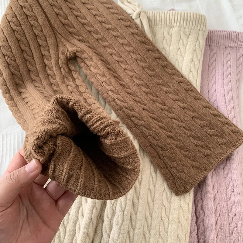 Knitted jumper & trousers set for warm autumn days – soft knit, elastic waistband | kids