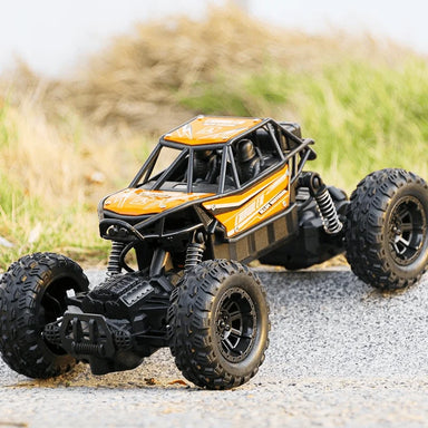 RC off-road car with all-terrain tyres – long battery life, 50m range | for kids