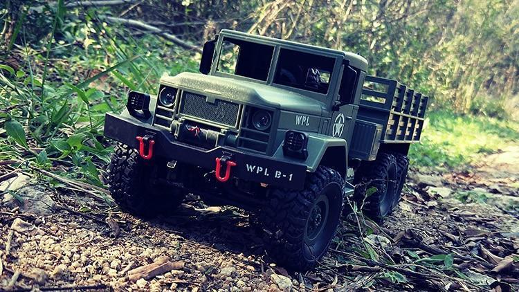 6WD off-road RC car – all-terrain truck with 2.4GHz remote control | Kids