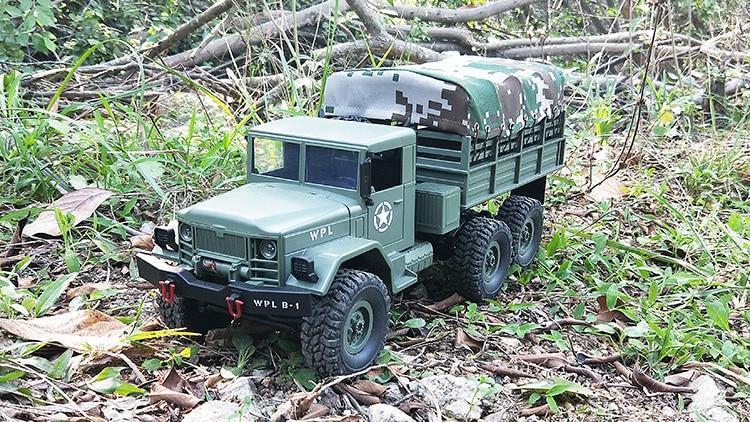 6WD off-road RC car – all-terrain truck with 2.4GHz remote control | Kids