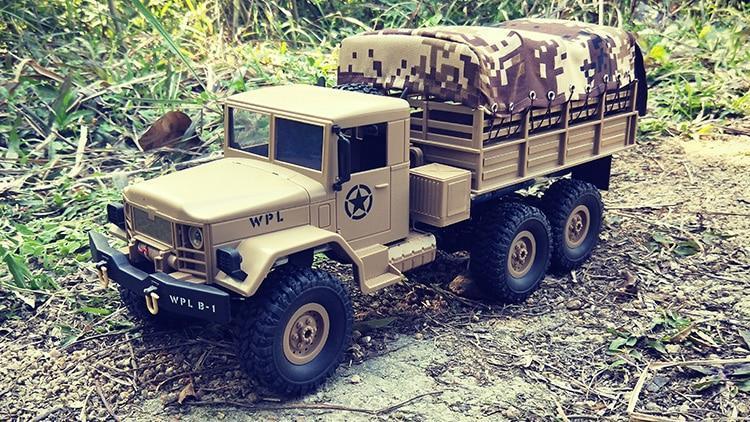 6WD off-road RC car – all-terrain truck with 2.4GHz remote control | Kids
