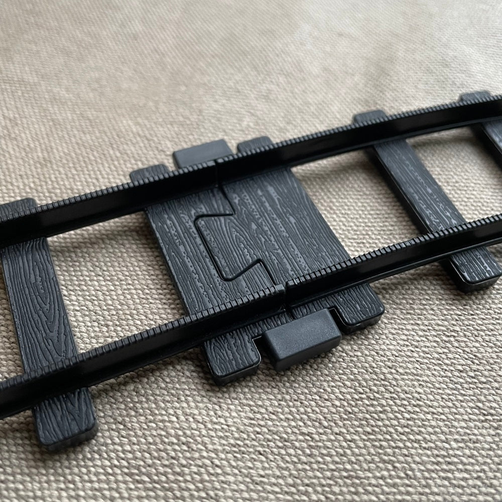 Classic steam train toy set – locomotive, five wagons and rails | ages 3+