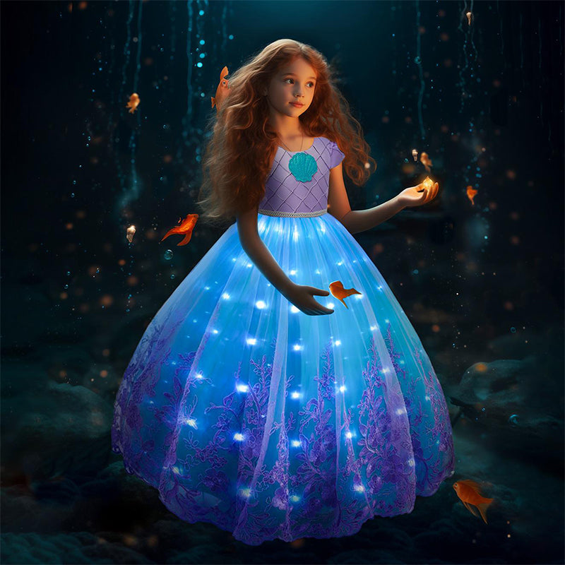 Light-up mermaid princess dress – with crown, wand and wig | Dress-up set