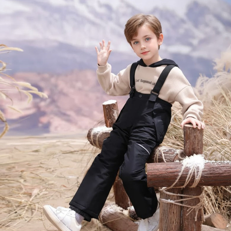 Warm waterproof ski trousers for kids – flexible fit, reflective details | winter sports gear